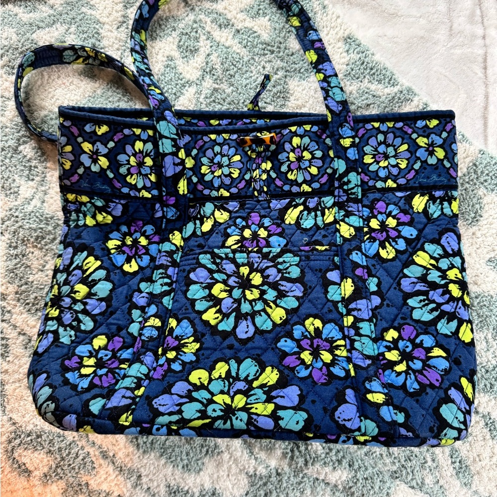 Vera Bradley tote